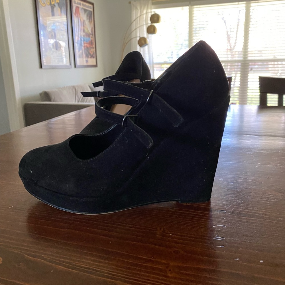 Black Torrid wedges-9 wide